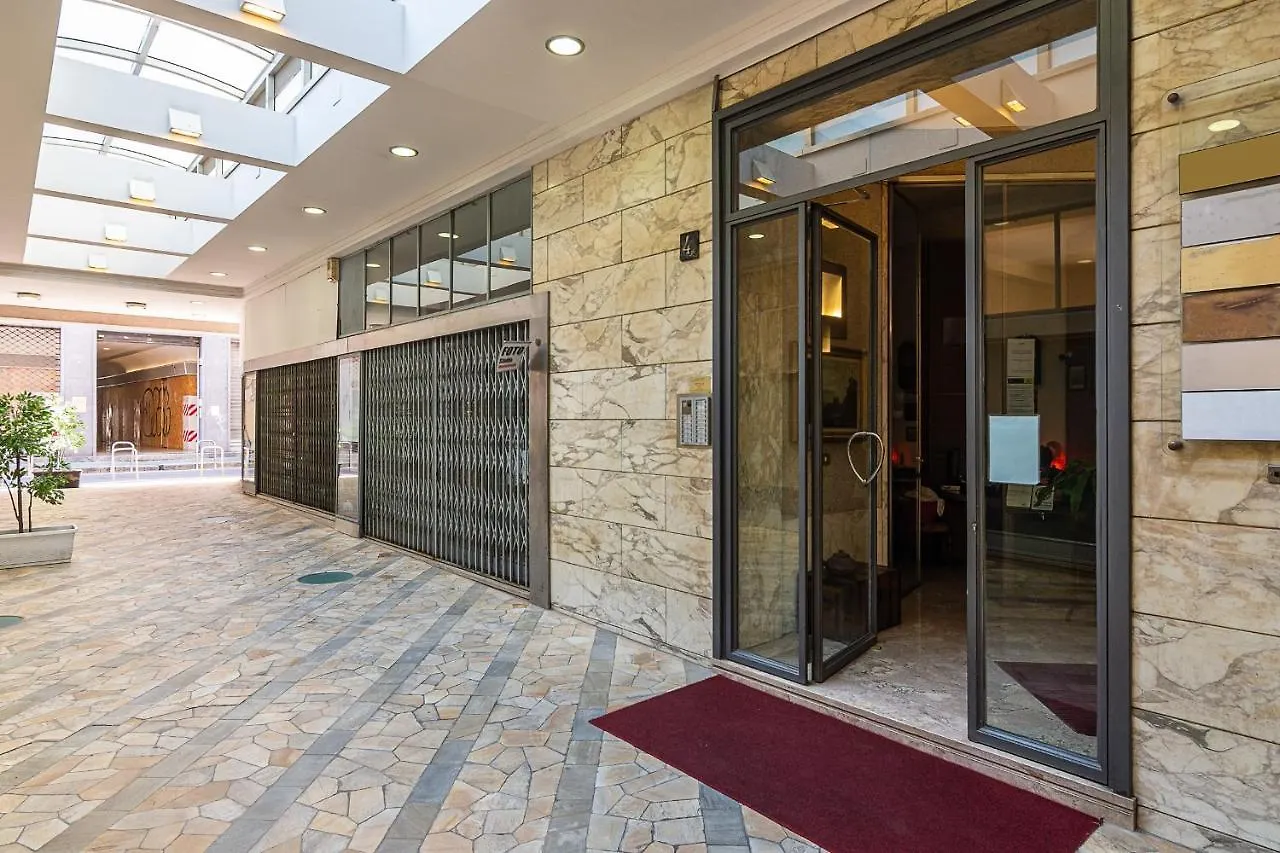 Classbnb - Two Apartments 400 Meters From The Duomo Μιλάνο