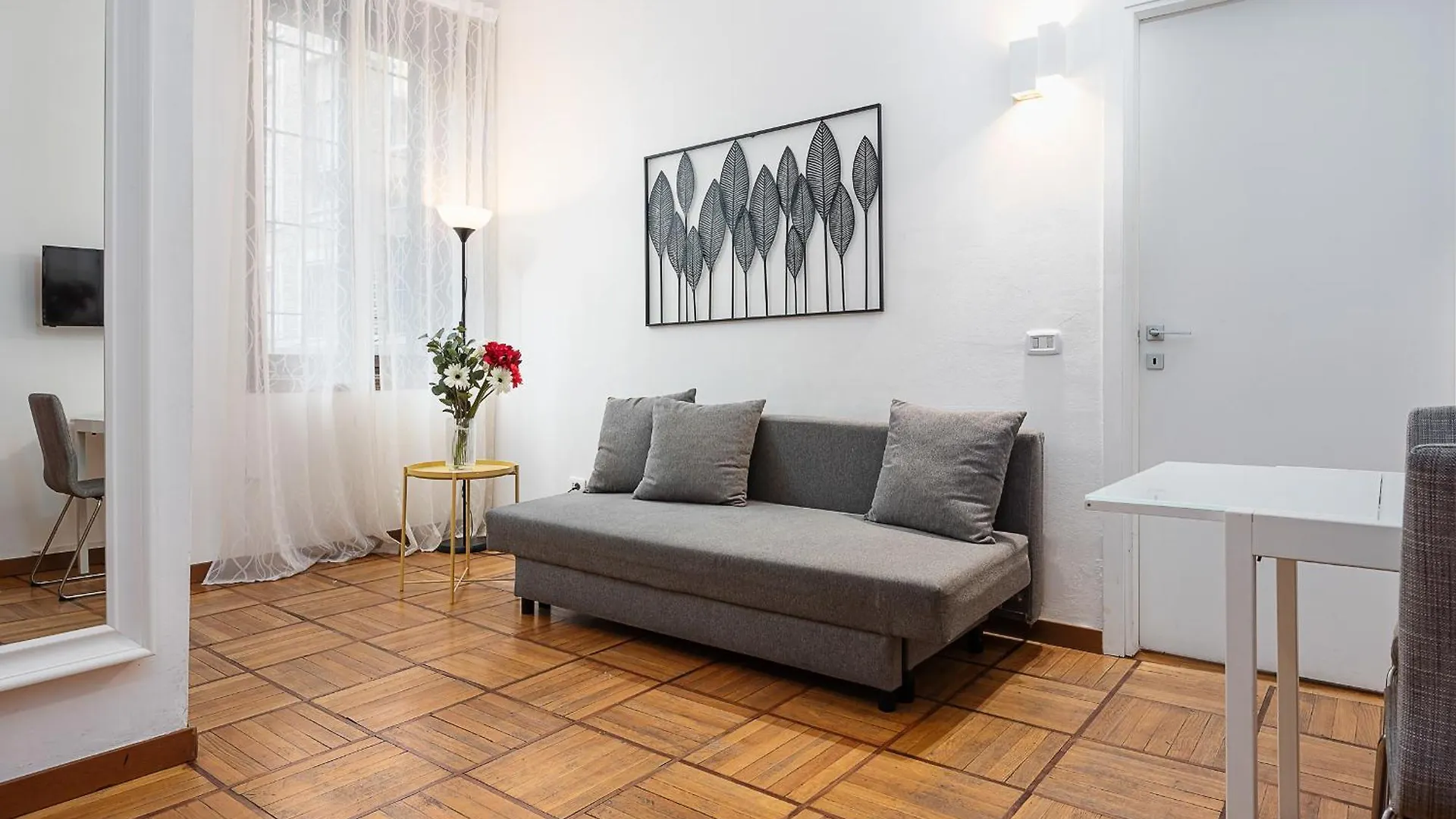 Classbnb - Two Apartments 400 Meters From The Duomo Μιλάνο Ιταλία