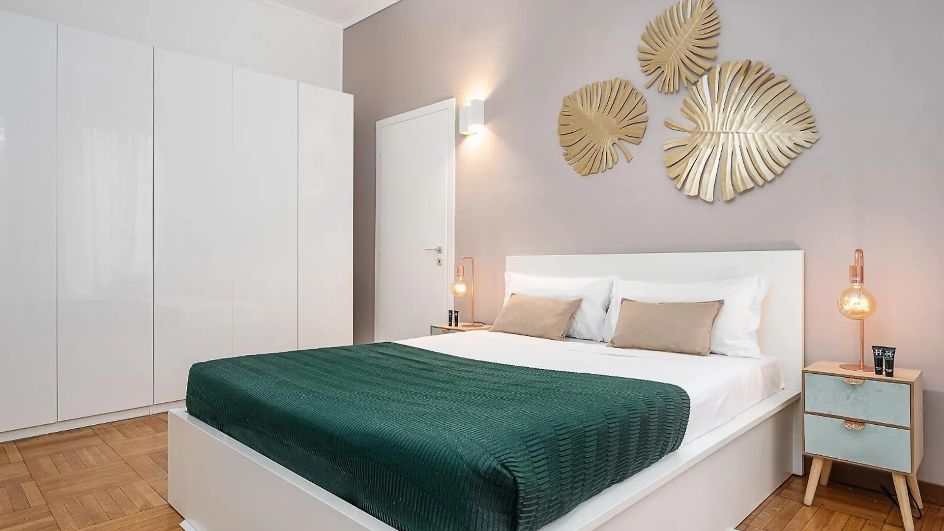 Classbnb - Two Apartments 400 Meters From The Duomo Μιλάνο