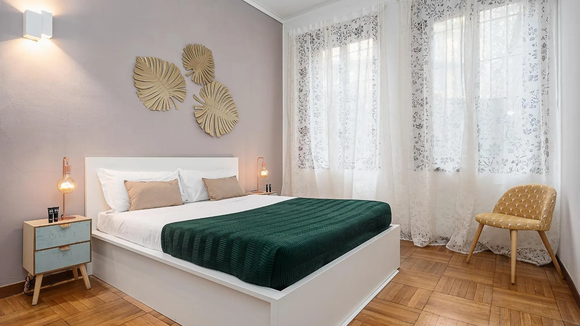 Classbnb - Two Apartments 400 Meters From The Duomo contacts